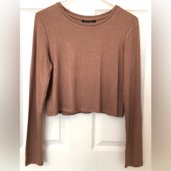 Truth by Republic cropped long sleeve (M)